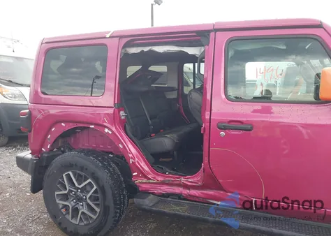 2024 Jeep Wrangler 4-Door Sahara 4X4 from USA, damaged, VIN 1C4PJXEG4RW330356